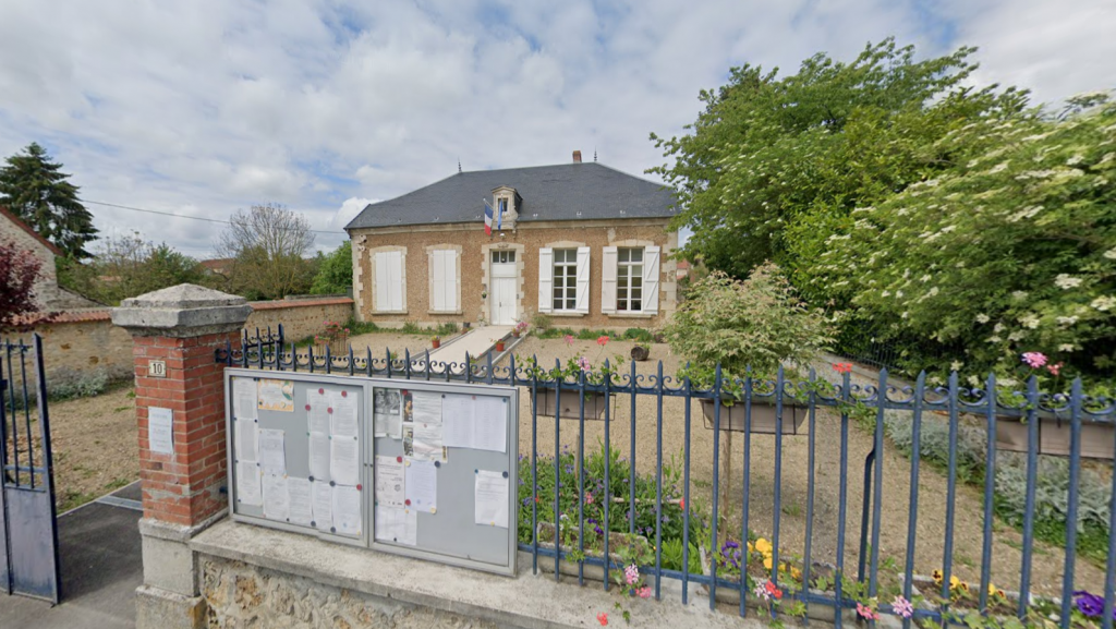 mairie coulonges